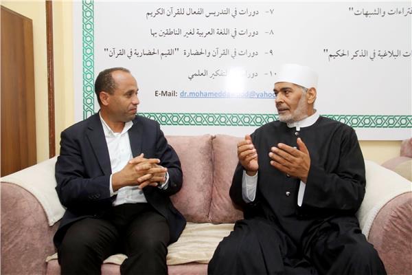 محرر اللواء الاسلامي مع د. محمد داود 