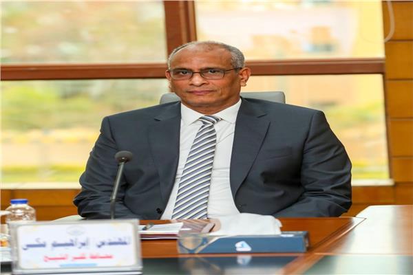 إبراهيم مكي محافظ كفرالشيخ
