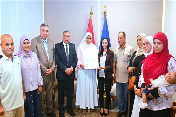 الطالبة سهير الفيومي