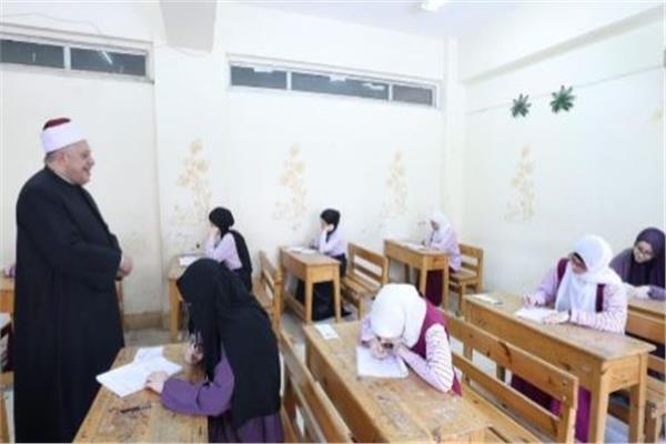  امتحانات المعاهد الأزهرية 