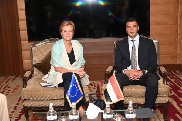 خالد هاشم ورئيسة بعثة الاتحاد الأوروبي