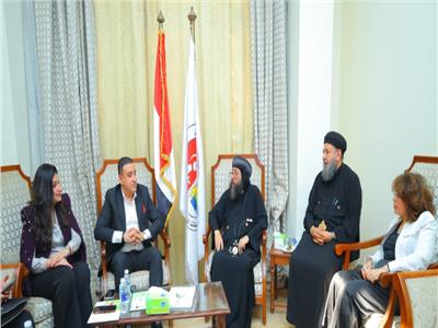 تعاون بين "صناع الخير" و"الأسقفية" لخدمة الأولى بالرعاية