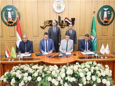محافظ المنوفية يشهد توقيع بروتوكول لمواجهة الكلاب الضالة وإنشاء شيلتر بالسادات 