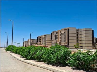 وزيرة الإسكان تعلن مواعيد تسليم الوحدات السكنية بسكن مصر بغرب قنا الجديدة