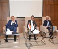 وزير التموين والتجارة الداخلية يجتمع مع رئيس الاتحاد العام للغرف التجارية وكبار المنتجين