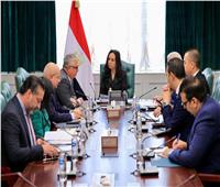 مجمعات صناعية جديدة في العين السخنة والقنطرة لدعم الأولى بالرعاية