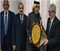 الأمين العام يتسلّم درع الاتحاد العربي للتنمية المستدامة والبيئة