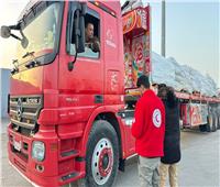 الهلال الأحمر: أكثر من 7,475 طن من المساعدات الإنسانية للقطاع