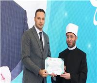 وزير الأوقاف يتوج مسيرة الزميل محمد العيلة بجريدة اللواء الإسلامي بتكريم مستحق 