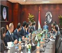 وزير الاستثمار يستعرض تطورات الإقتصاد المصري و الاستثمار مع وكالة موديز للتصنيف الائتماني