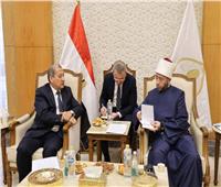  وزير الأوقاف يستقبل وفدًا رسميًّا من أوزبكستان لبحث التعاون المشترك 