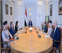 السيسي يتابع مشروعات الإسكان ويوجه بإنهاء المرحلة الأولى من "حياة كريمة"