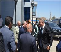 محافظ الجيزة يبحث تحسين خدمات مياه الشرب والصرف الصحي بالمحافظة