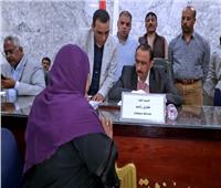 محافظ سوهاج يبحث شكاوى وطلبات المواطنين 