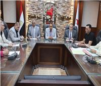 محافظ سوهاج يطالب بسرعة التسجيل على منصة تقنين أراضي الدولة  