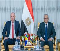  وزير الإنتاج الحربي يبحث مع وزير دفاع البوسنة تعزيز التكامل في التصنيع العسكري