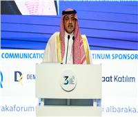 صالح يدعو للاستفادة من تجارب تمكين الوقف