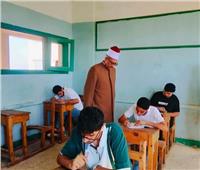 ارتياح بين طلاب العلمي بالثانوية الأزهرية في كفر الشيخ بعد امتحان الأحياء