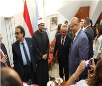 محافظ الإسكندرية يفتتح جناح الأزهر بمعرض مكتبة الإسكندرية الدولي للكتاب  