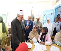 وكيل الأزهر يتفقد أول أيام تصحيح الثانوية الأزهرية بمدينة نصر