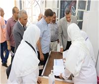 محافظ القليوبية يتفقد عيادات التأمين الصحي بكفر شبين ويوجه بتطوير المقر